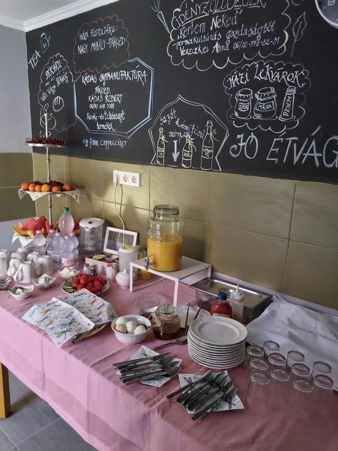 Kőhegy Vendégház Pazmand Esterno foto
